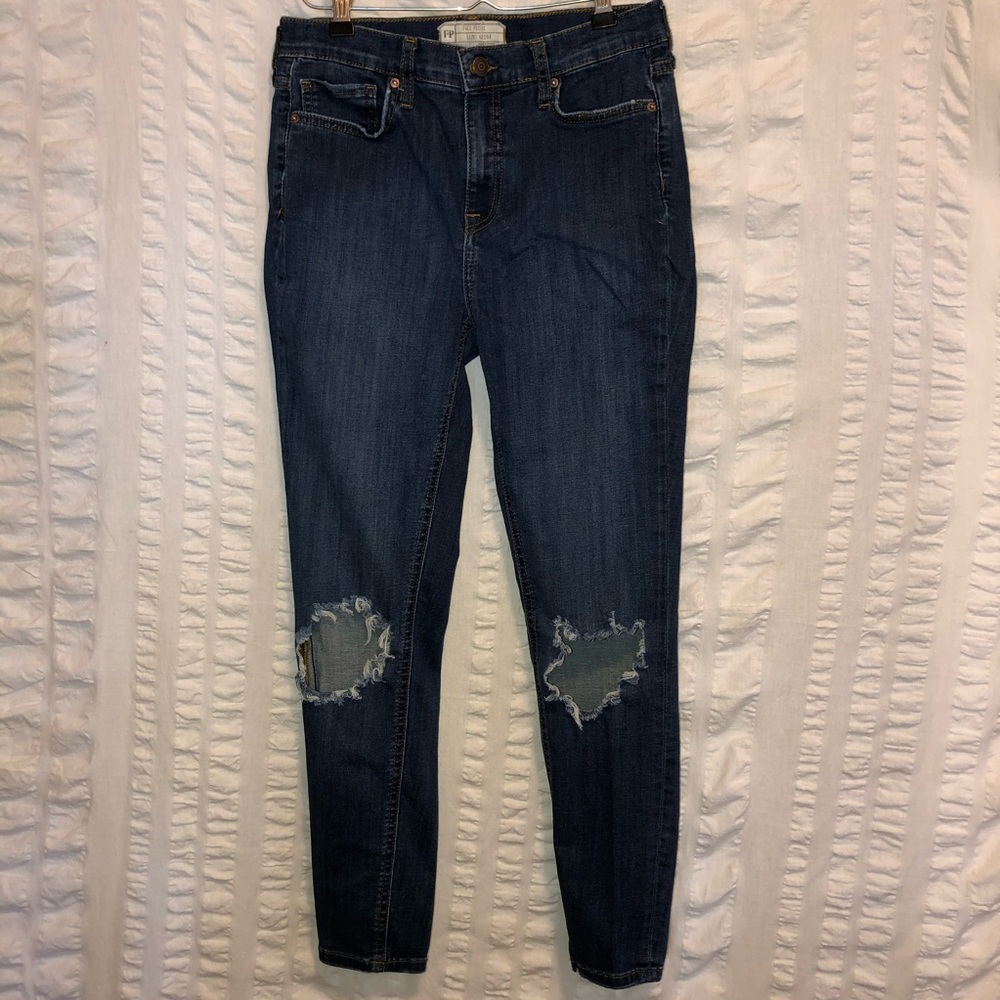 Host Pick 9/17 Free People Cropped Skinny Jeans 61855-16615125